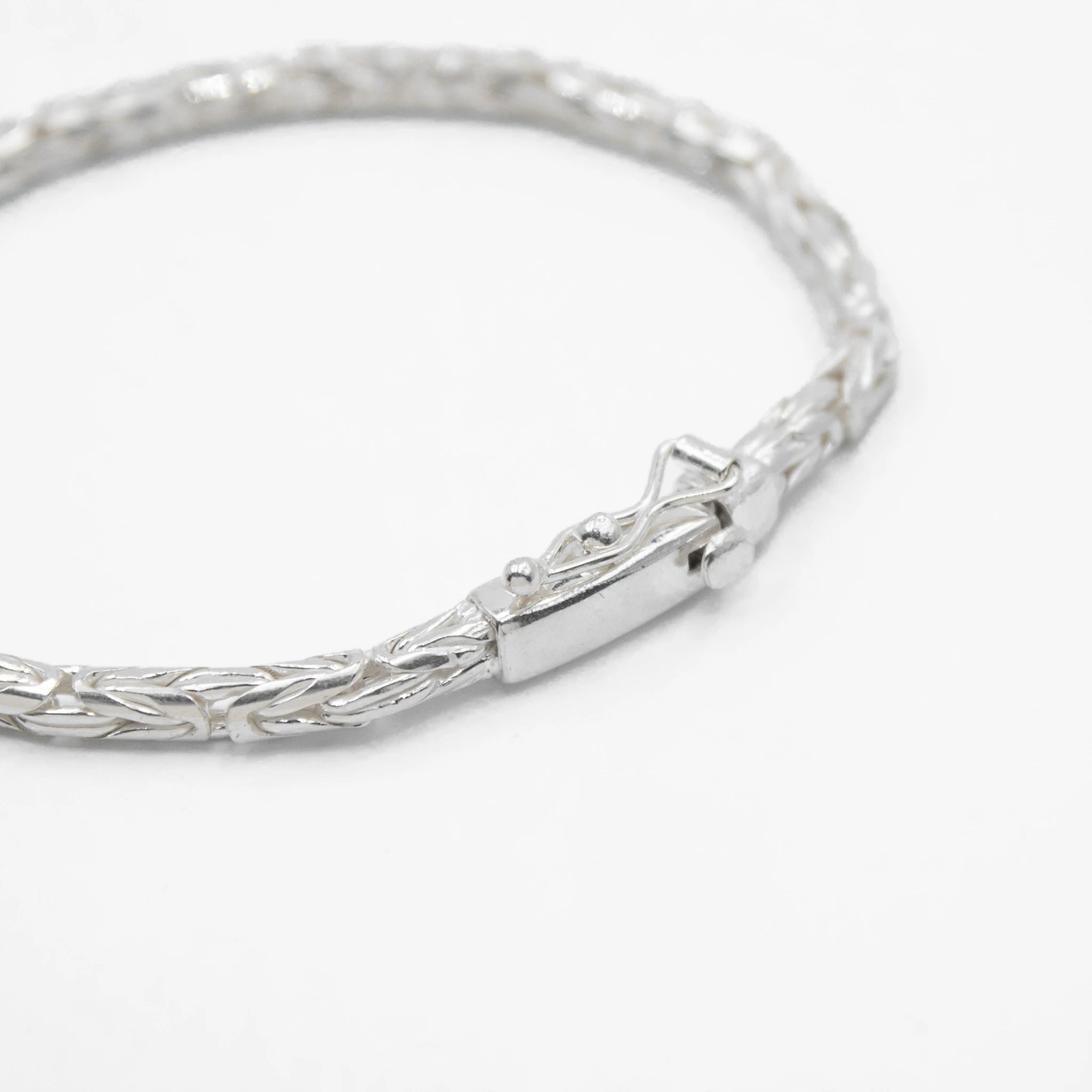 Pulseira Bali White 4mm de prata 925