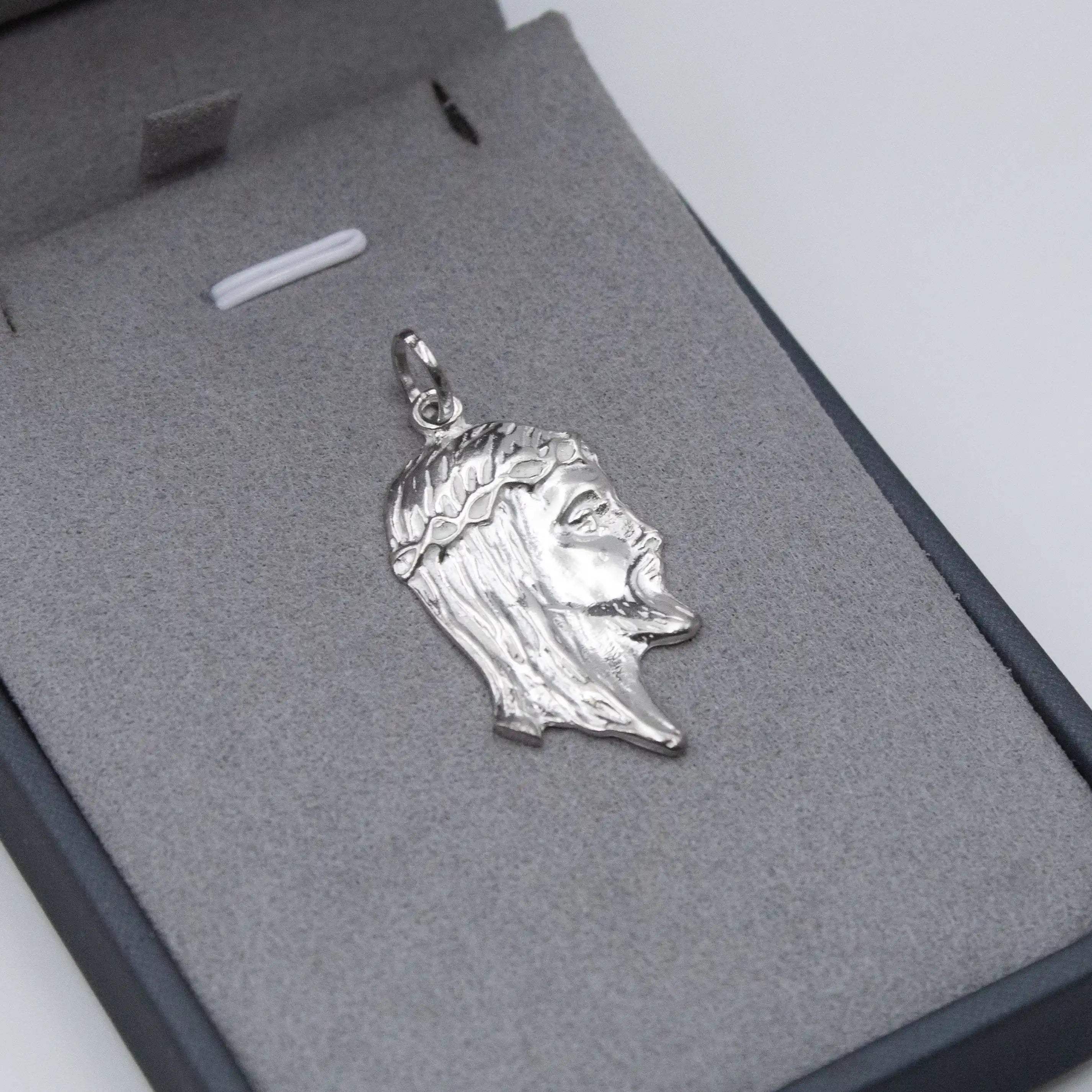 Pingente face de Cristo em Prata 925