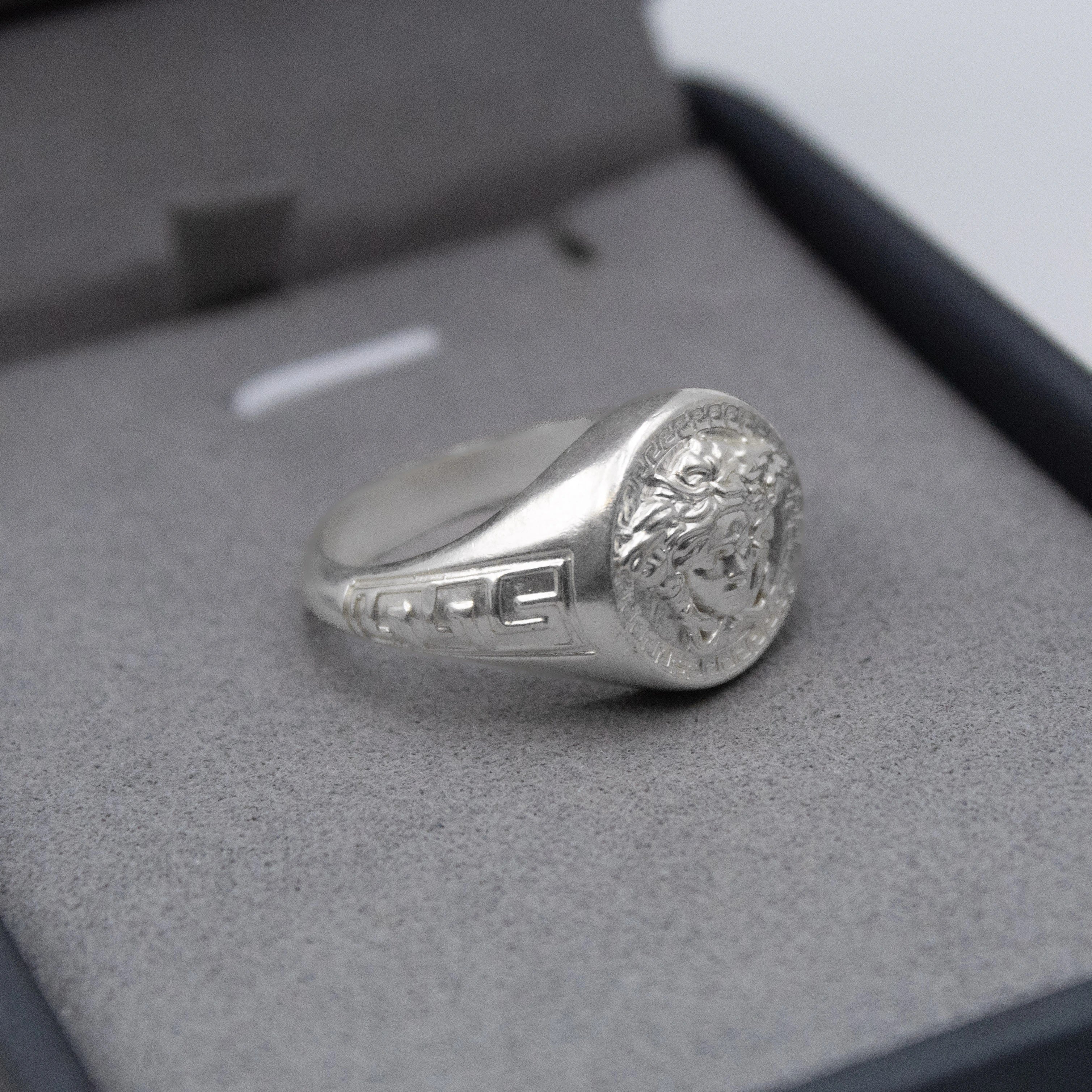 Anel M 11g de prata 925