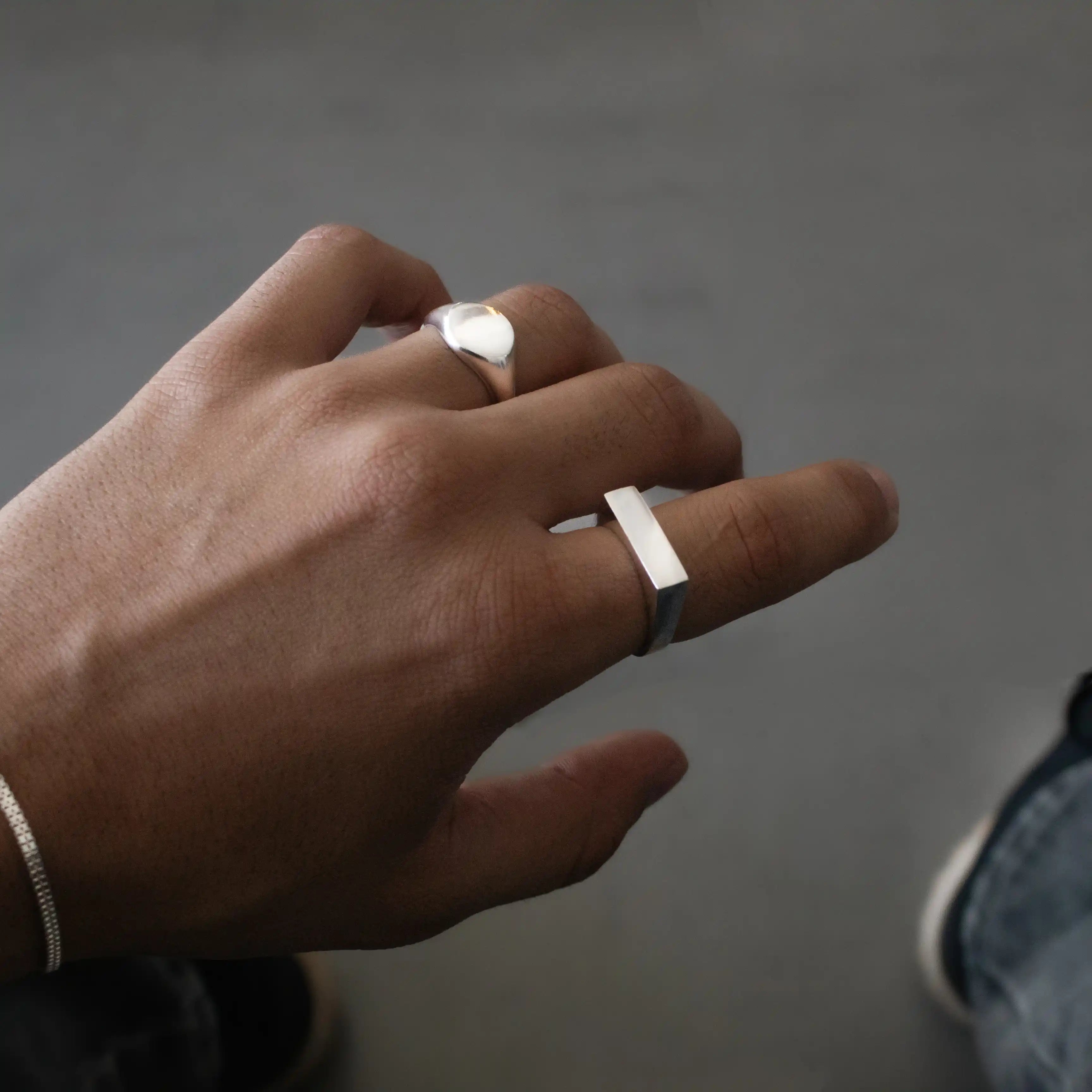 Anel Signature em Prata 925