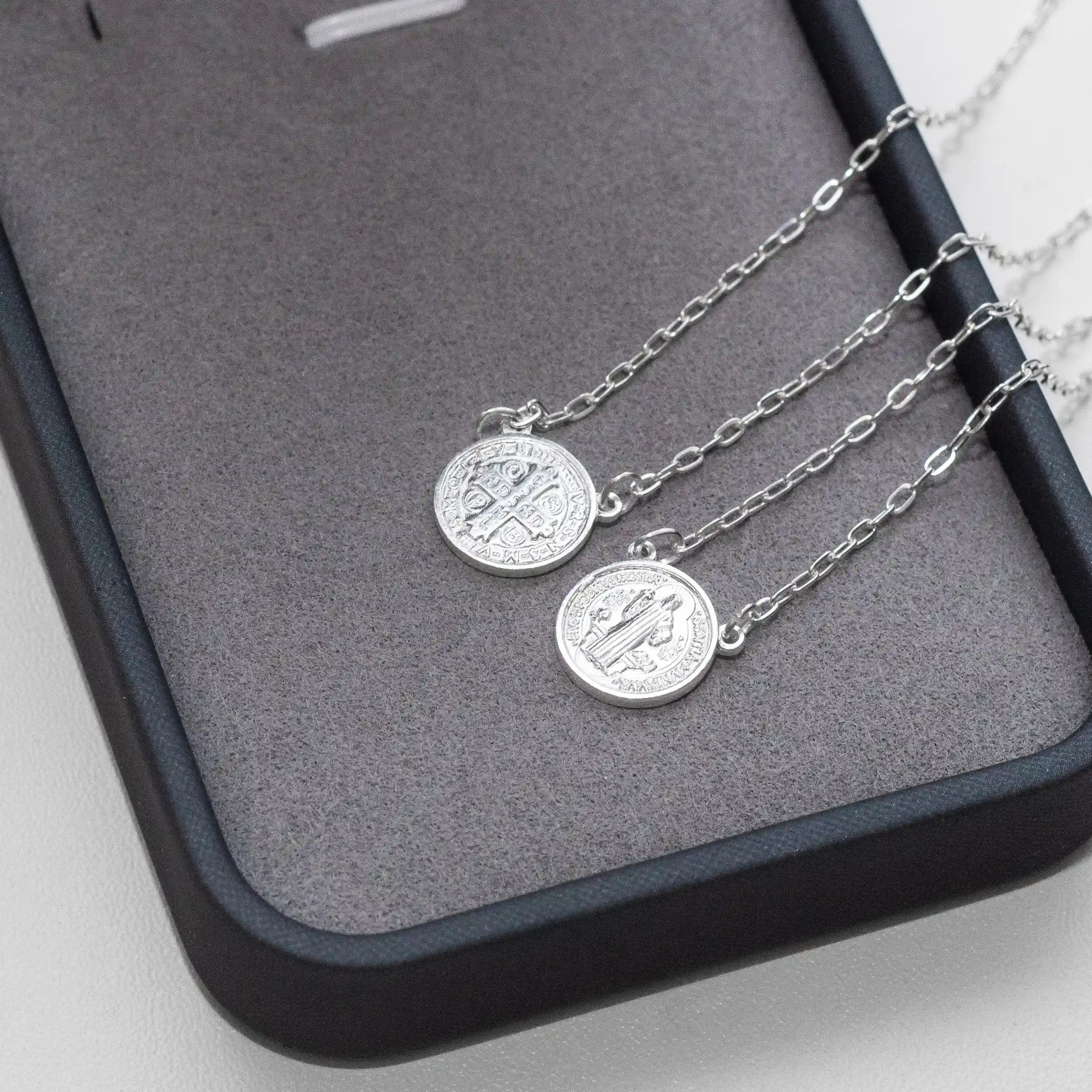 Escapulário São Bento em Prata 925