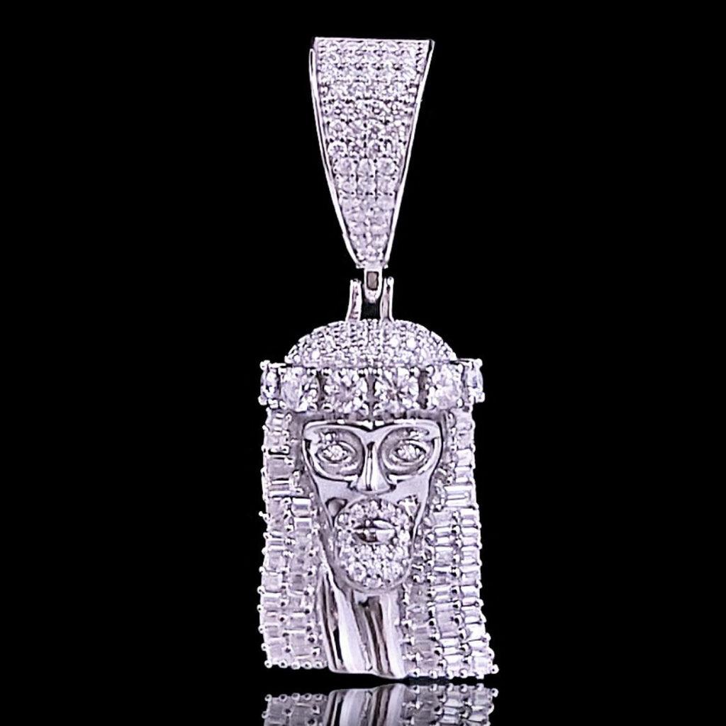 PINGENTE CRISTO MOISSANITES - VVS1 COR D - Prata 925 - Rei Pratas Jewelry