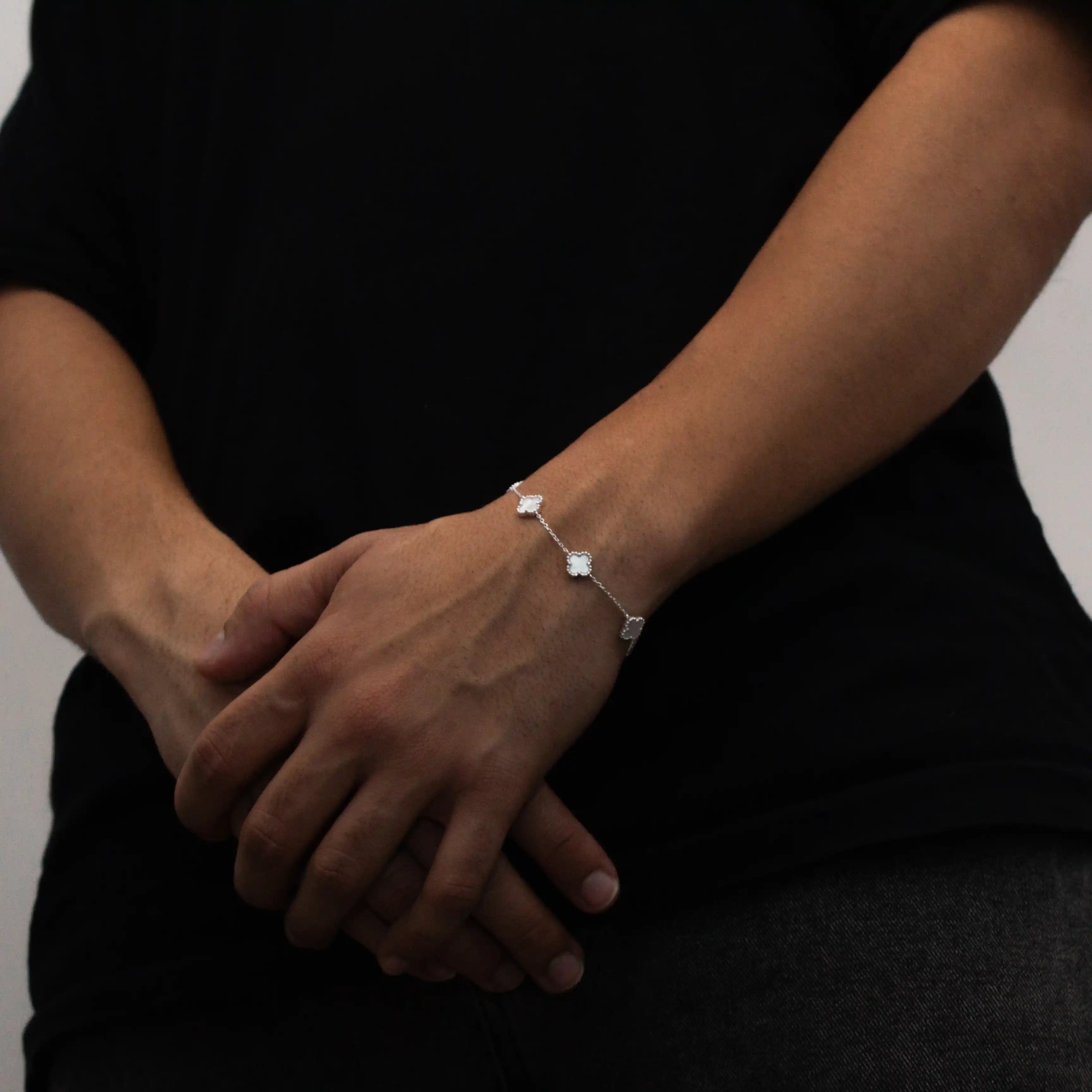 Pulseira 5 trevos Madrepérola em Prata 925