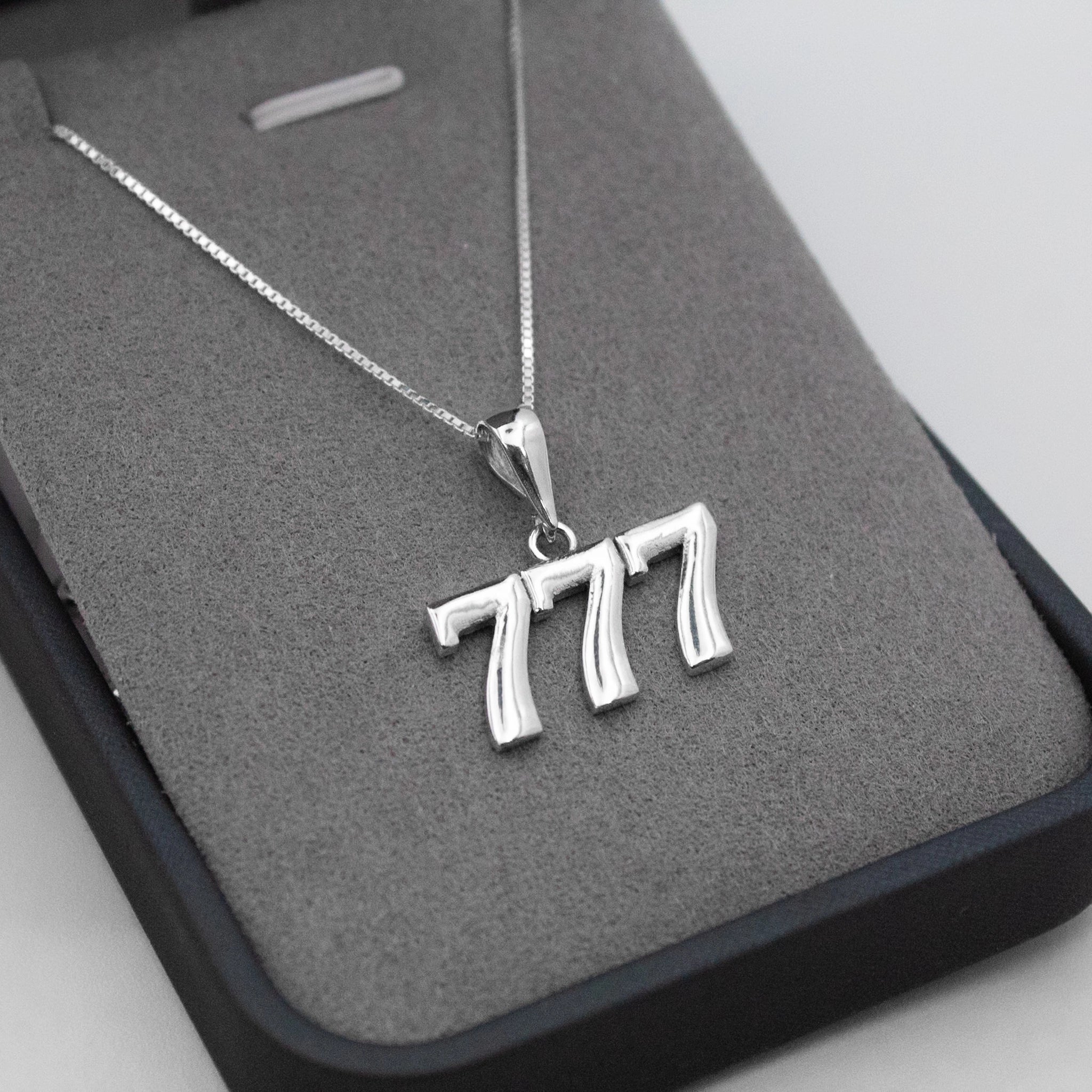 Conjunto 777 Lucky em Prata 925