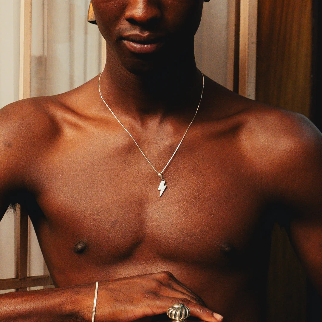 Conjunto Raio Bolt cravejado em Prata 925