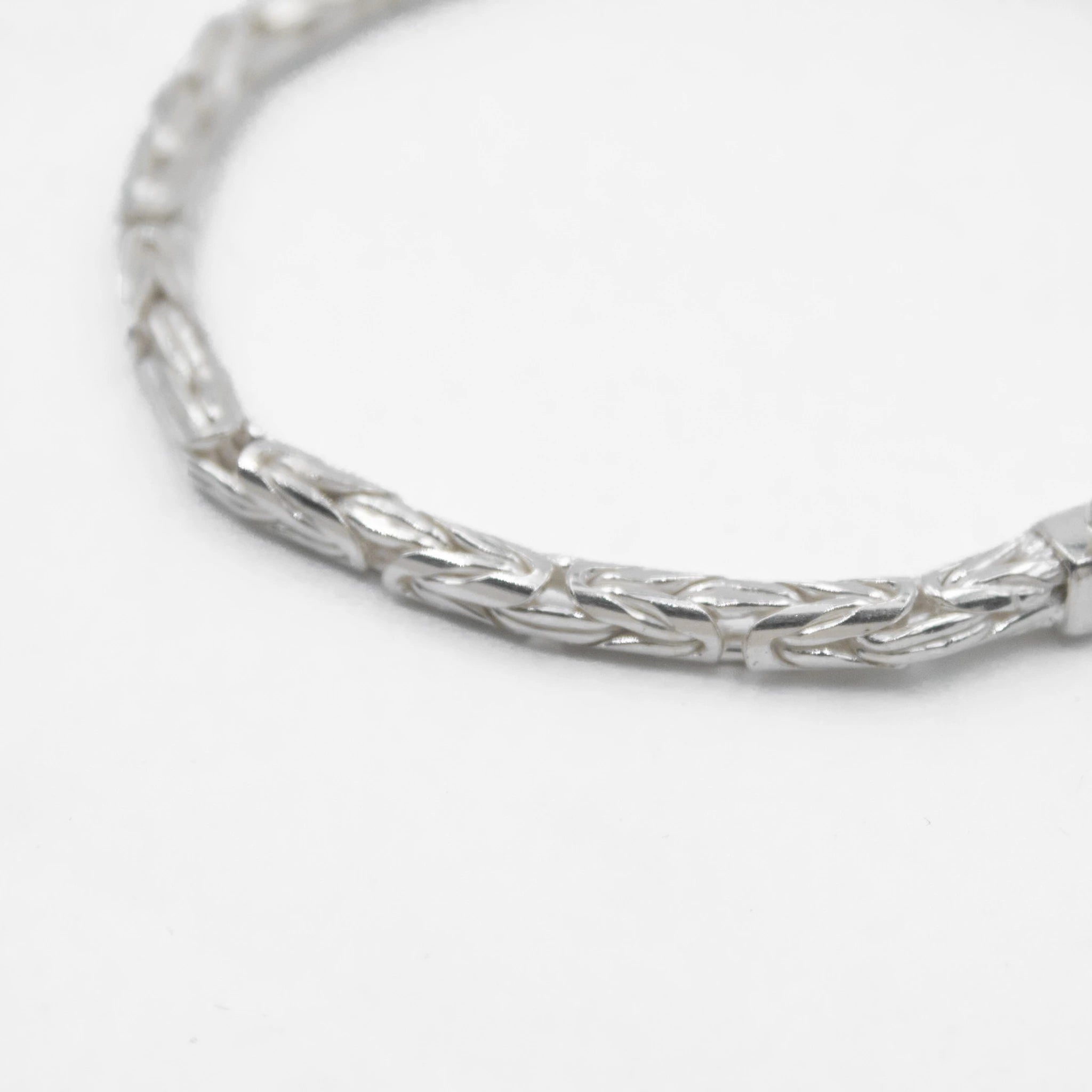 Pulseira Bali White 4mm de prata 925