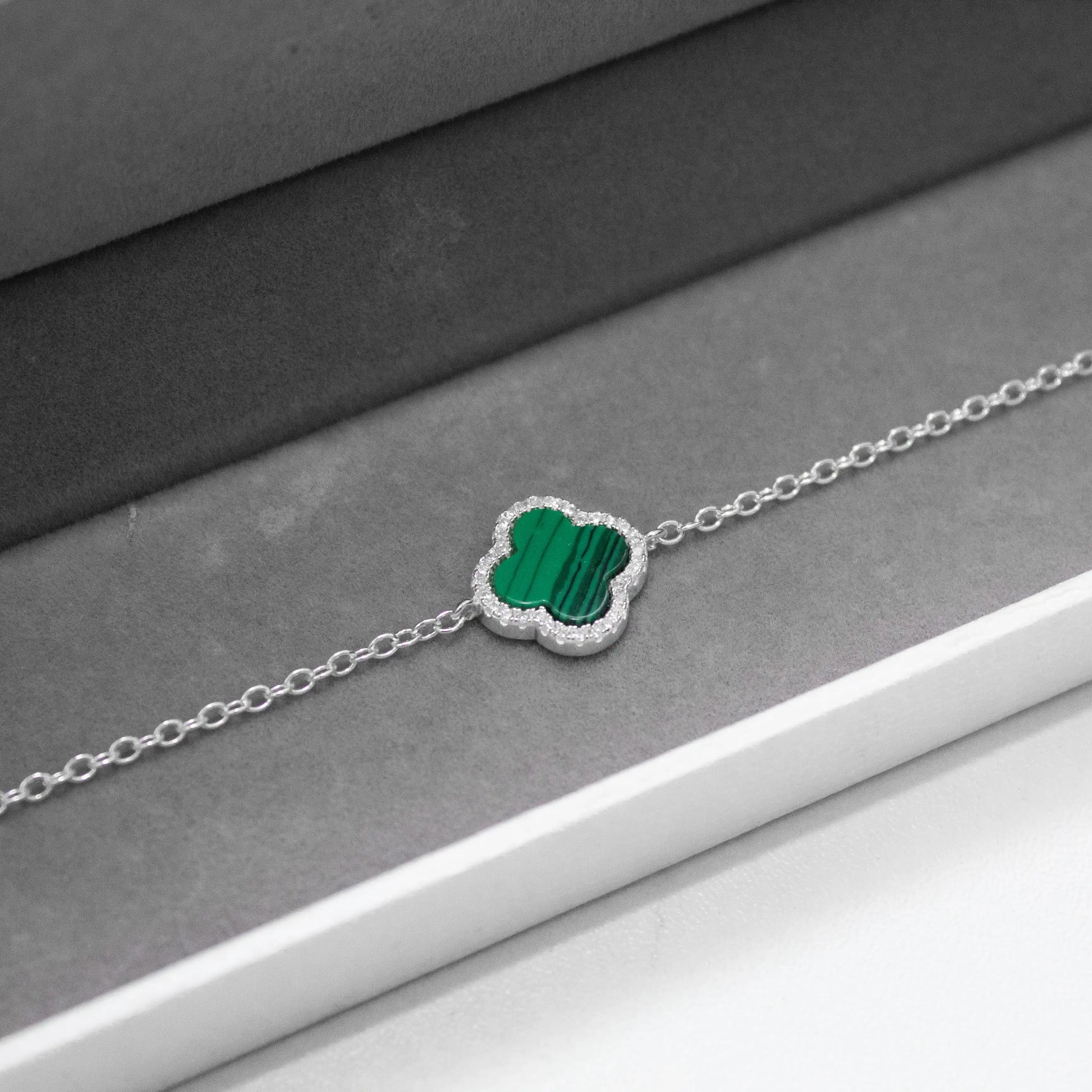 Pulseira Trevo Verde 1 Leaf cravejado em Prata 925